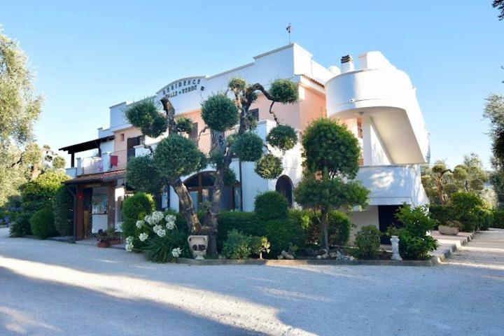 瓦里威尔迪住宿酒店 维耶斯泰 外观 照片